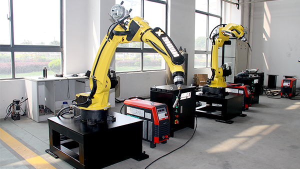 ZXR-弧焊机器人工作站